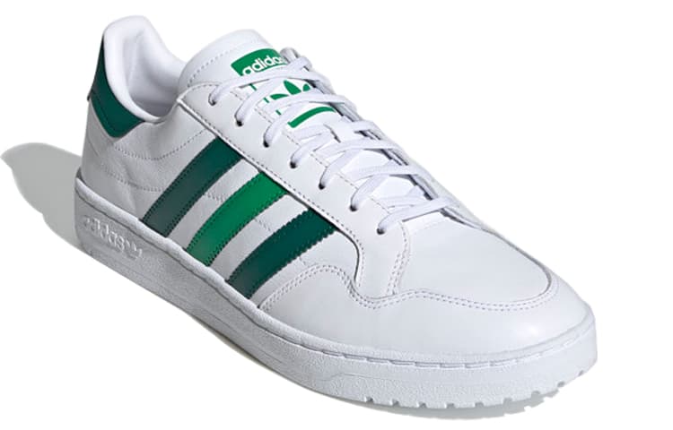adidas Team Court