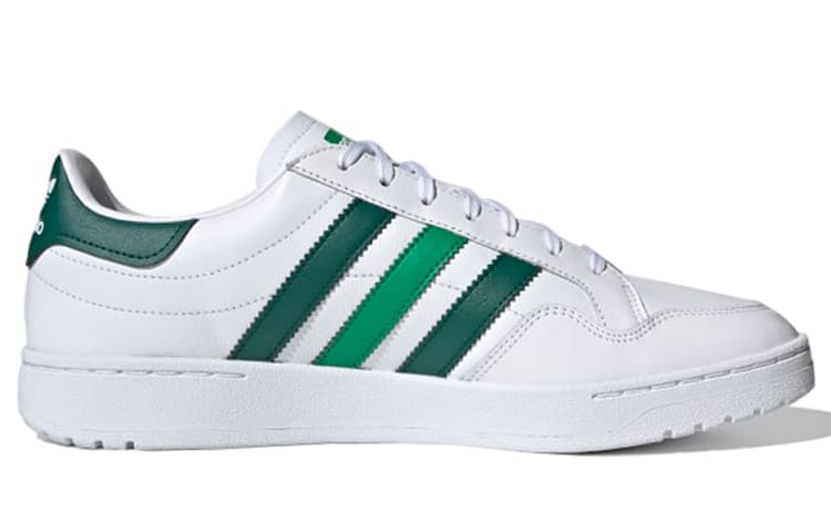 adidas Team Court
