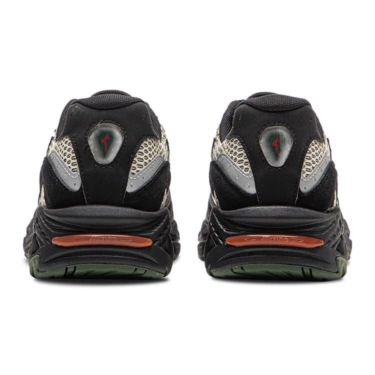 Mizuno Adventure V2 Black
