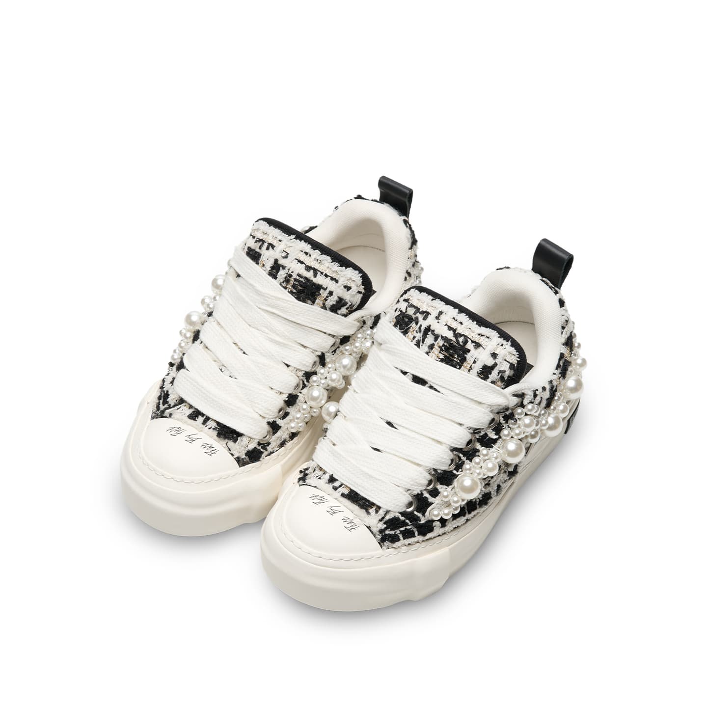 xVESSEL Low Canvas Black White
