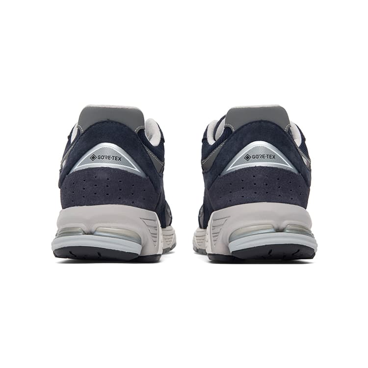 New Balance 2002R Gore-Tex Eclipse