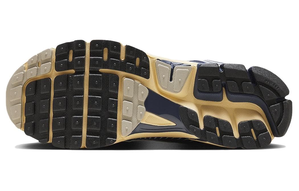 Nike Air Zoom Vomero 5