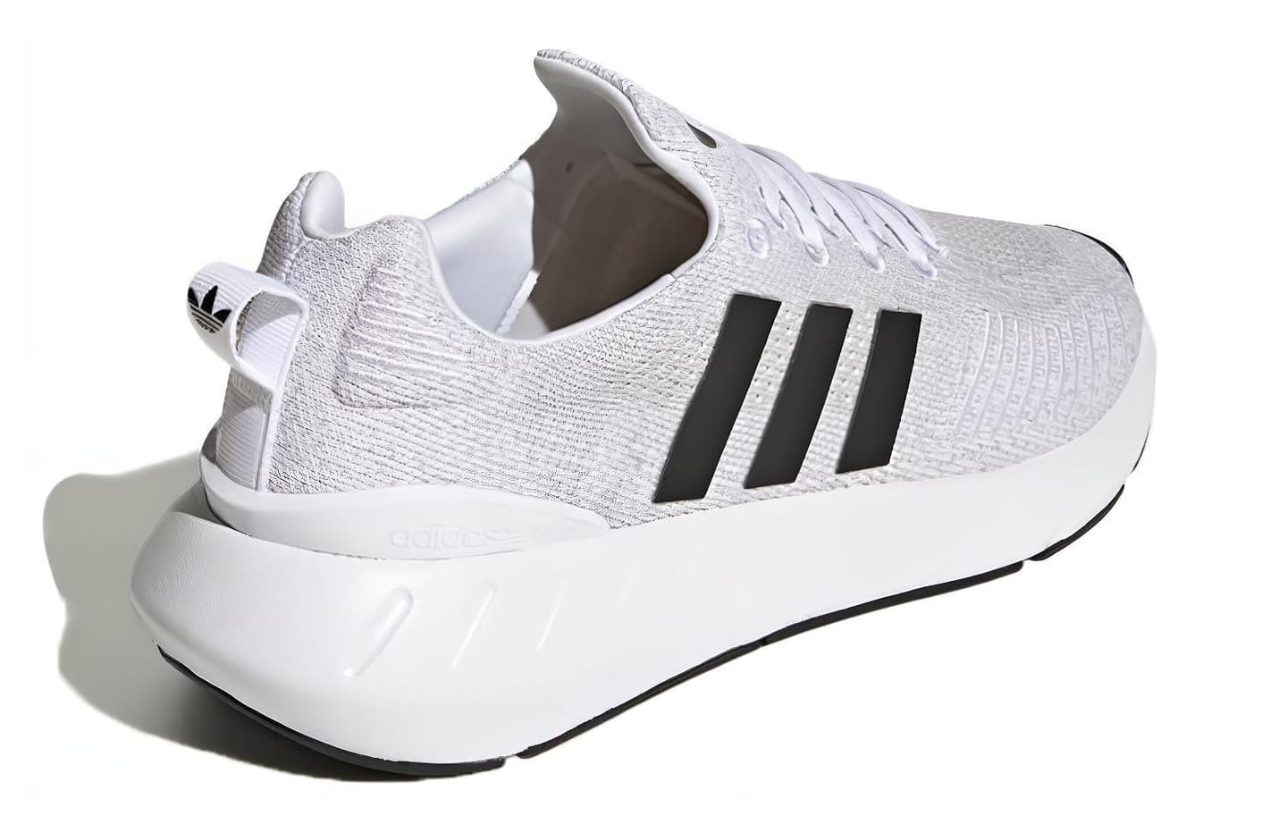 adidas Swift Run 22