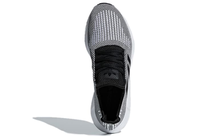 adidas Swift Run