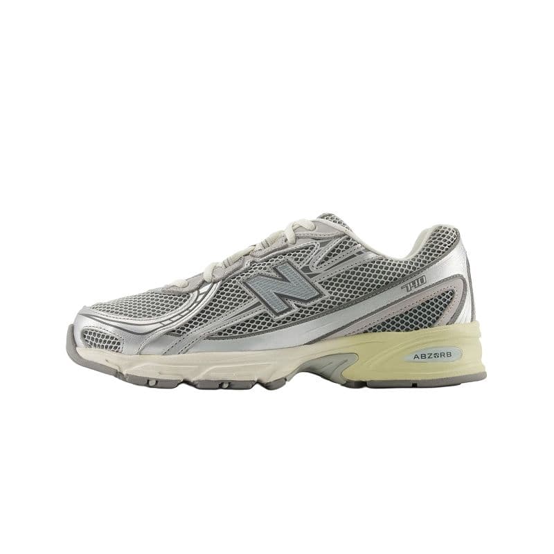 New Balance 740 Silver