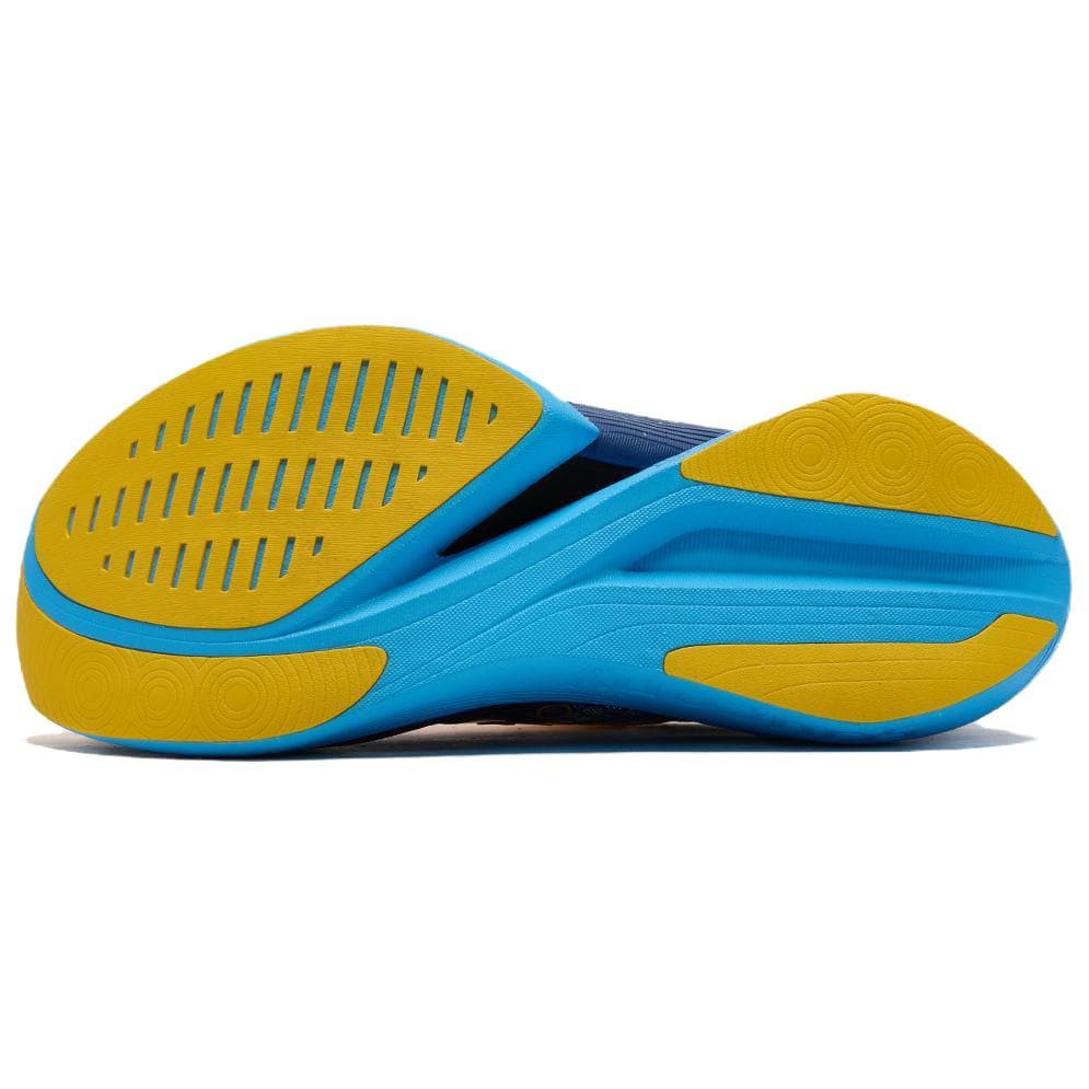 Saucony Endorphin Elite 2