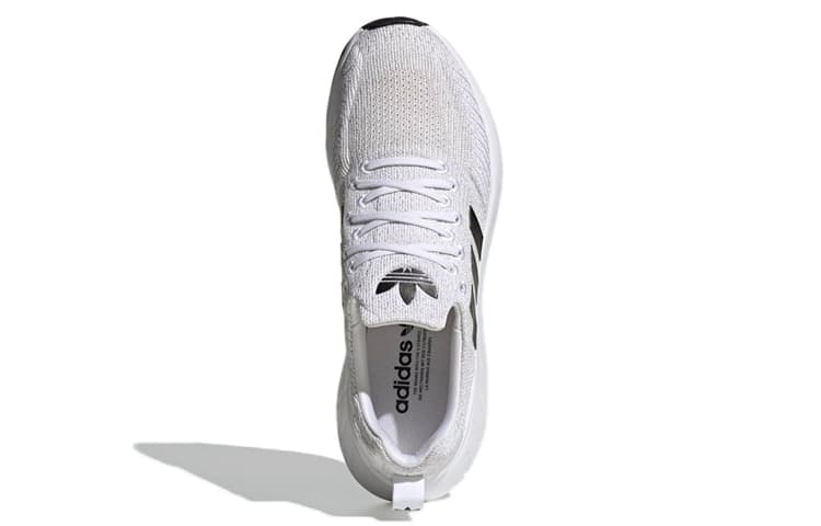 adidas Swift Run 22