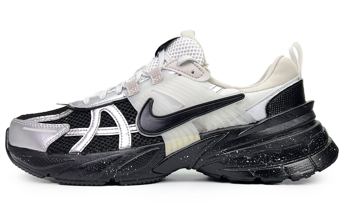 Nike V2K Run Black Silver