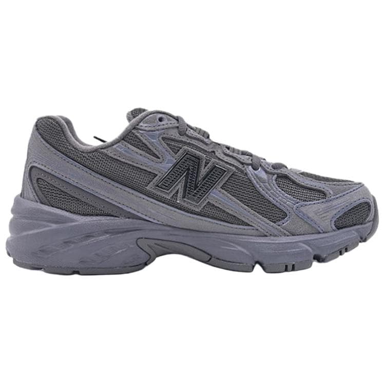 New Balance 740