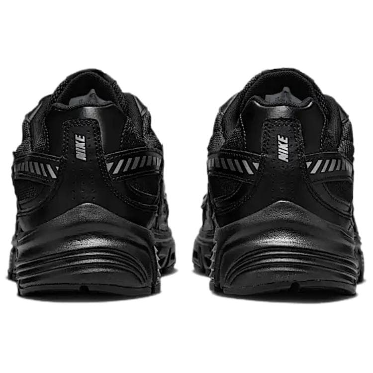 Nike Initiator Black