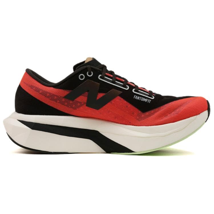 New Balance Elite v4