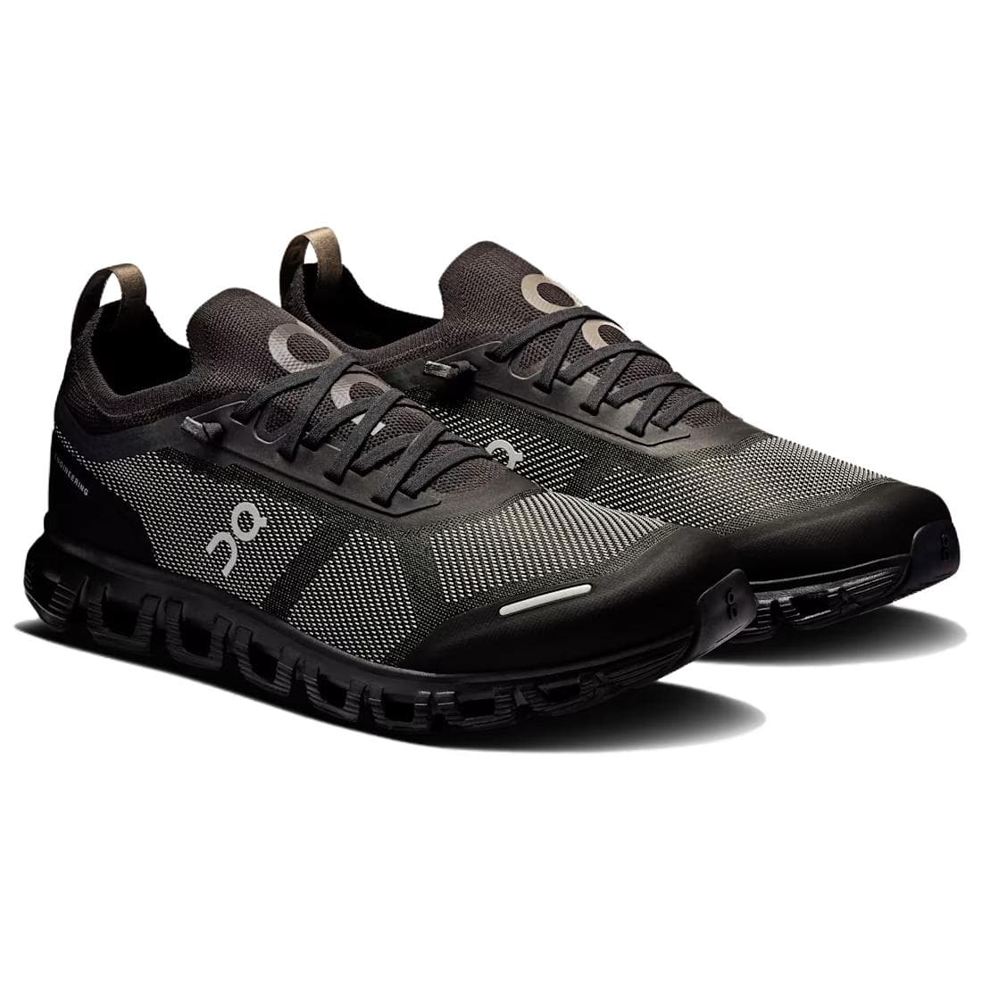 On Cloud 6 Versa Black