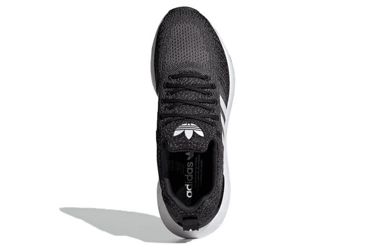 adidas Swift Run 22