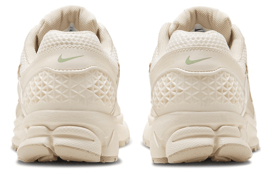 Nike Air Zoom Vomero 5 Beige