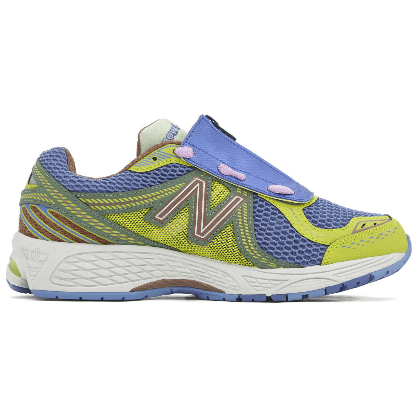 New Balance 860 v2