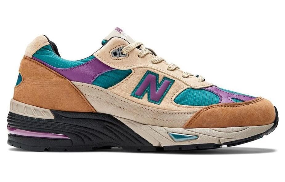 PALACE x New Balance 991