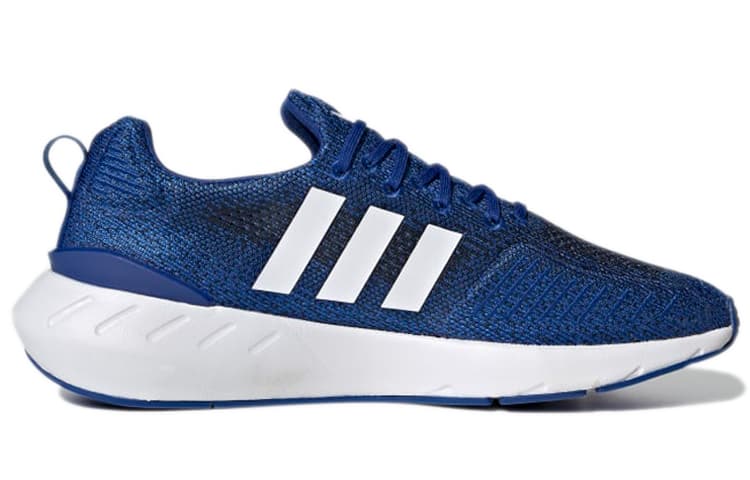 adidas Swift Run 22