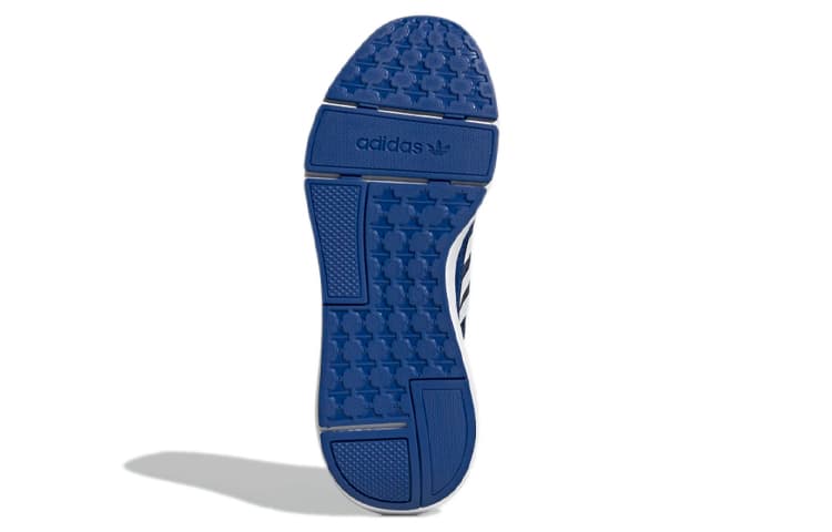 adidas Swift Run 22