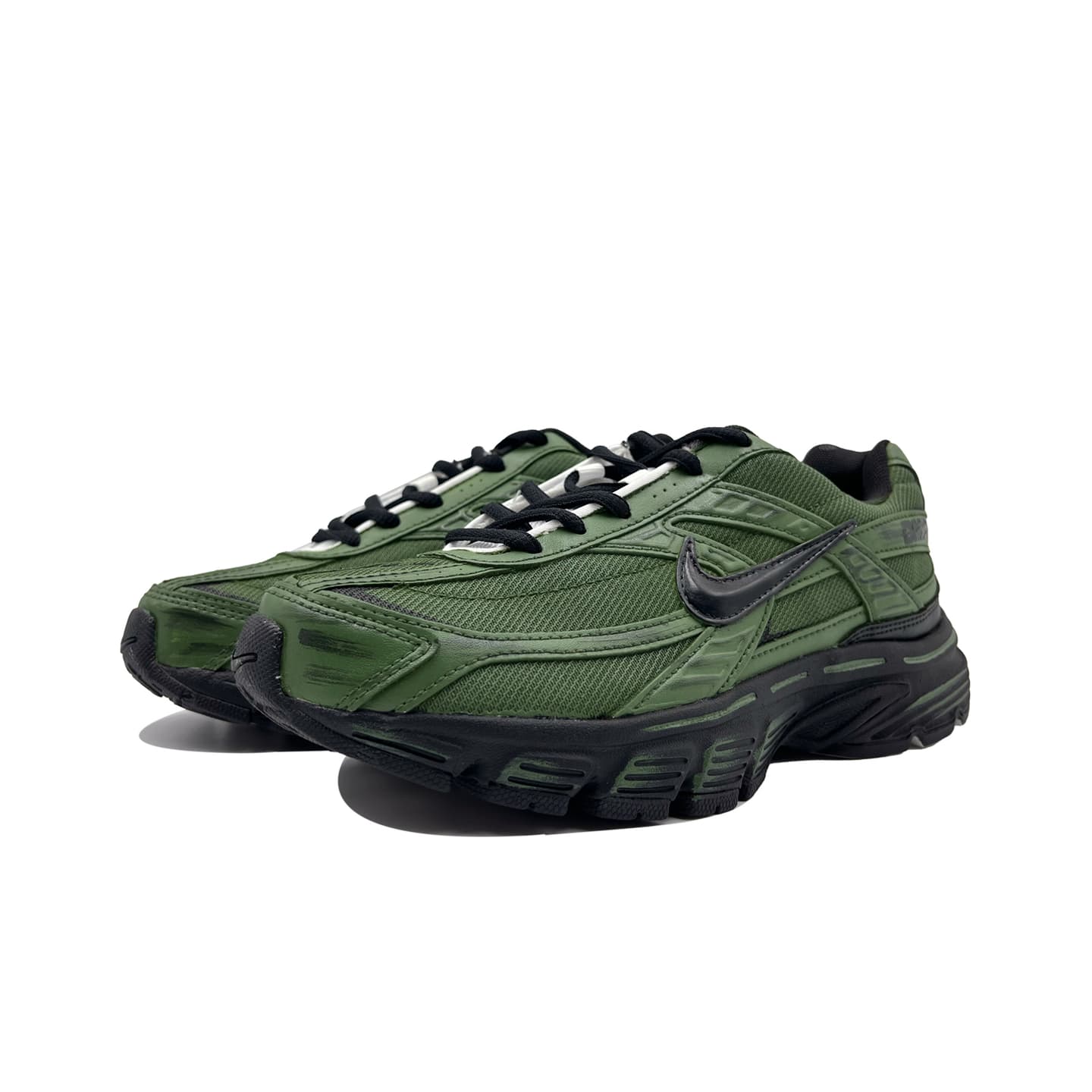 Nike Initiator