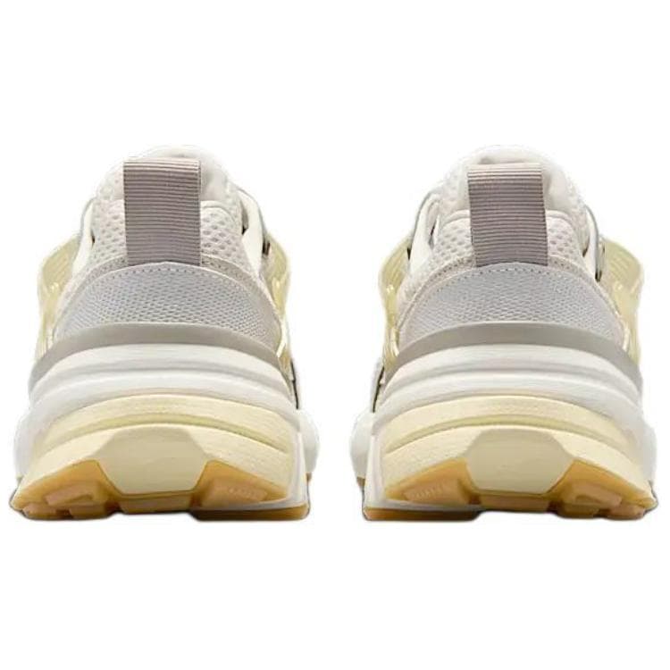 Nike V2K Run