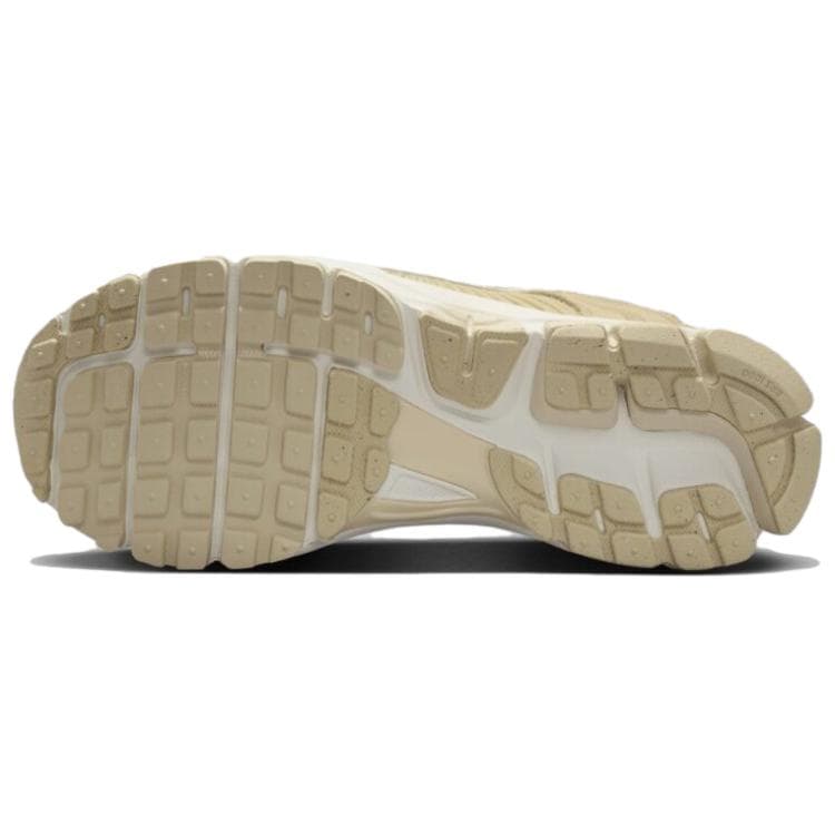 Nike Air Zoom Vomero 5