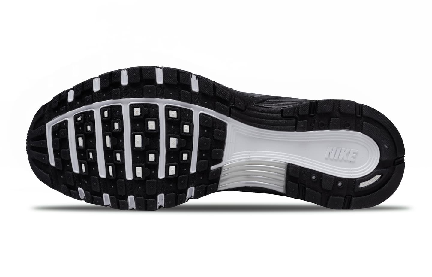 Nike P-6000