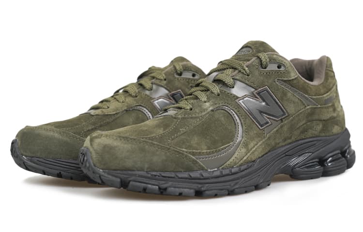 New Balance 2002R
