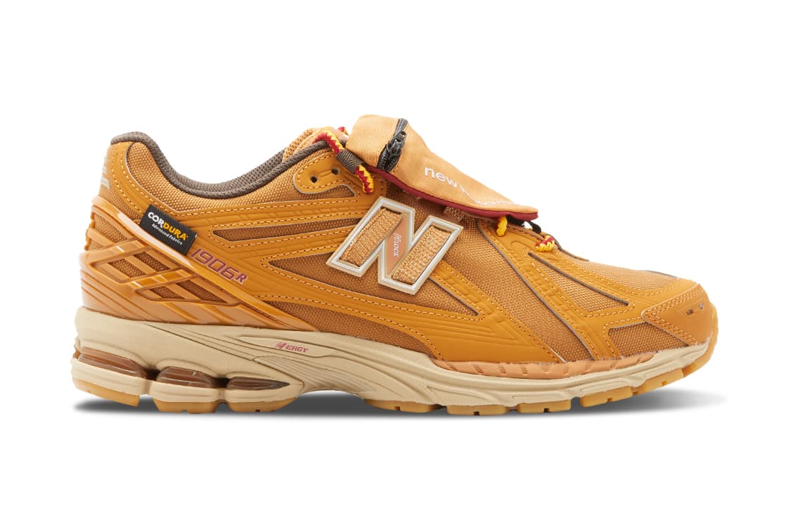 New Balance 1906R Beige