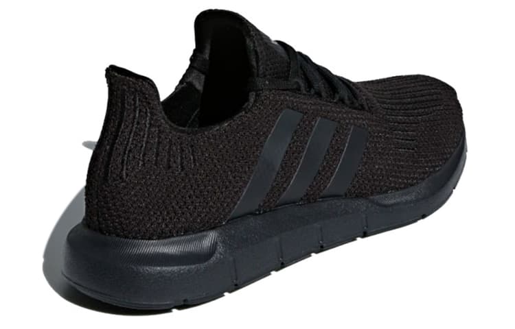 adidas Swift Run