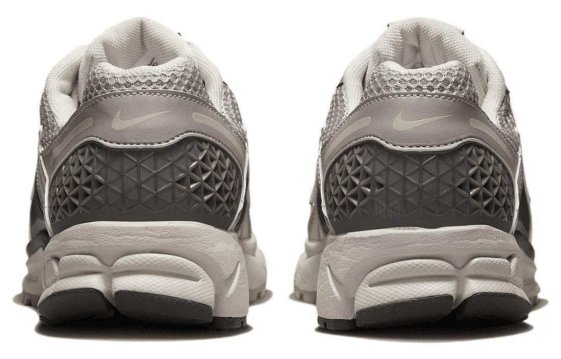 Nike Air Zoom Vomero 5 Grey Black