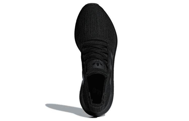 adidas Swift Run