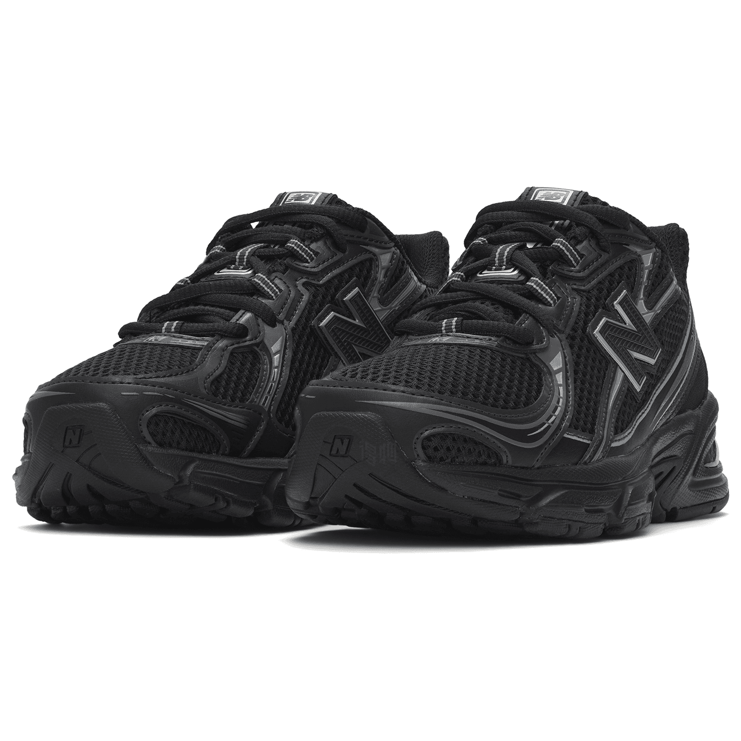 New Balance 740 Black