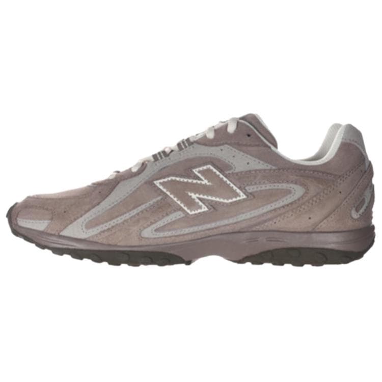 New Balance 204L MIU