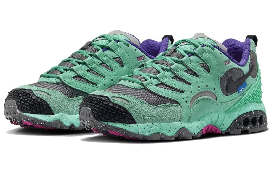 UNDEFEATED x Nike Air Terra Humara "Light Menta"
