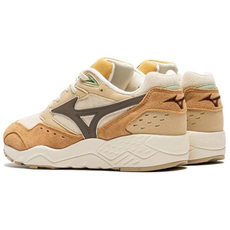 Mizuno Contender