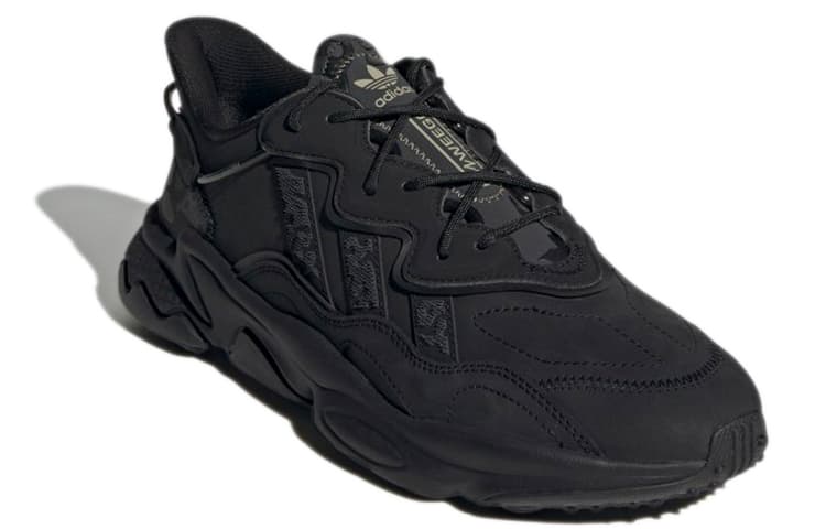 adidas Ozweego Black
