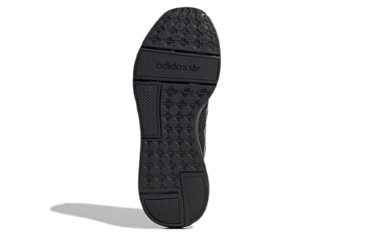 adidas Swift Run 22