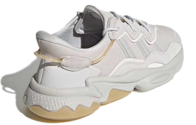 adidas Ozweego