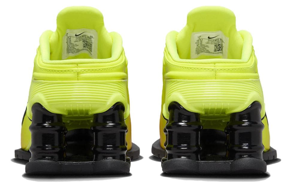 Martine Rose x Nike Shox MR4 "Safety Orange"