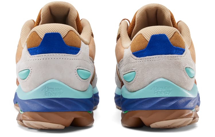 Mizuno Wave Rider Beta Ivory