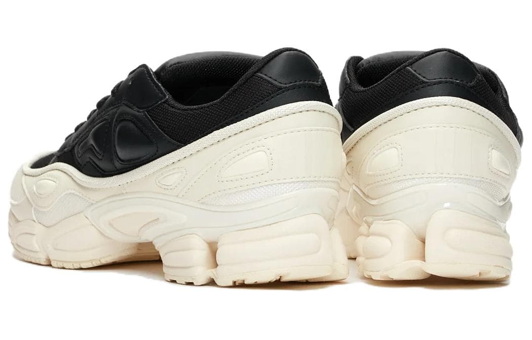 RAF SIMONS x adidas originals Ozweego