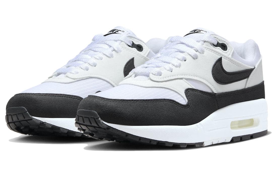 Nike Air Max 1 Black White