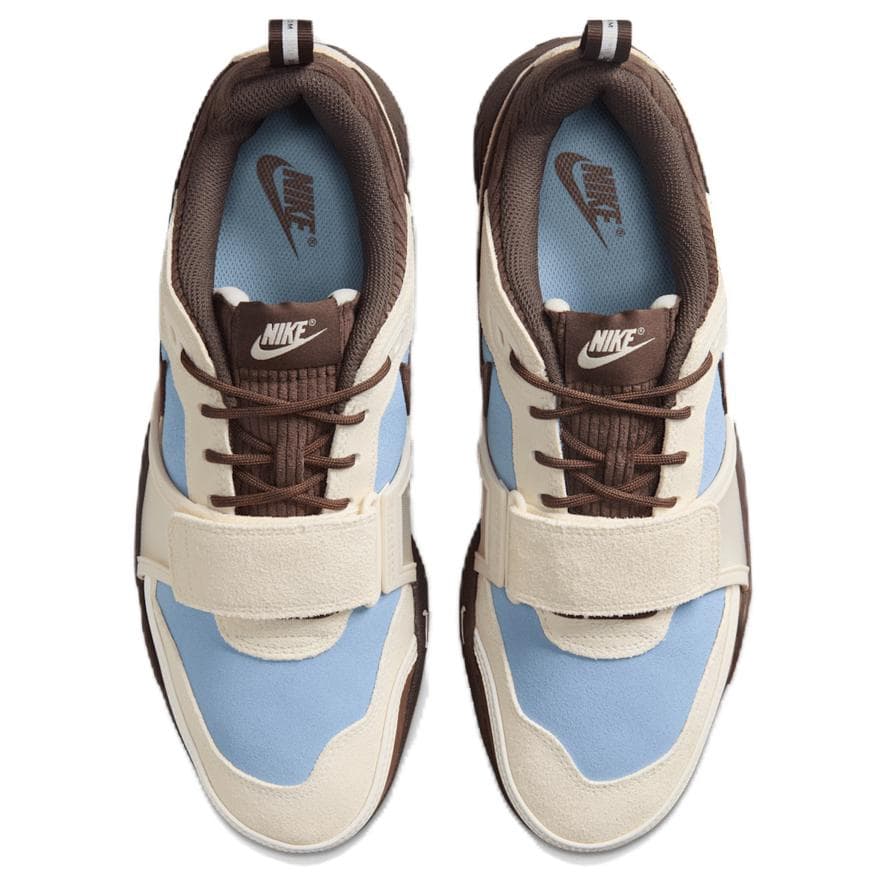 Travis Scott x Nike Zoom Field Jaxx "Leche Blue"