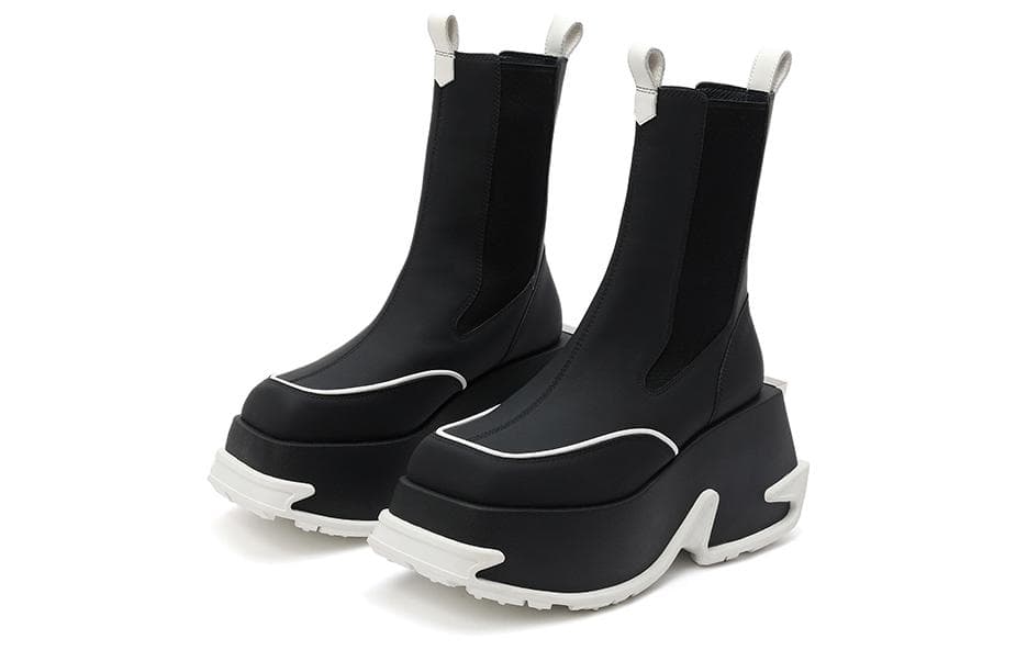 Daphne Lab Chelsea Boots