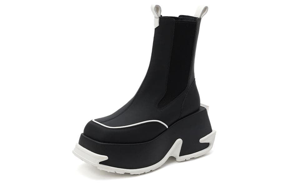 Daphne Lab Chelsea Boots
