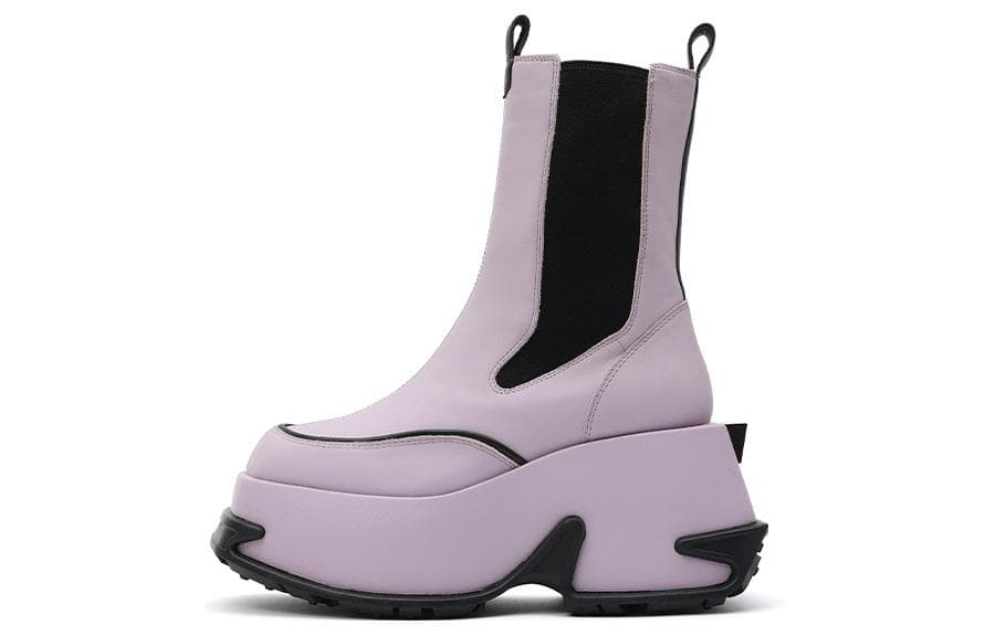Daphne Lab Chelsea Boots