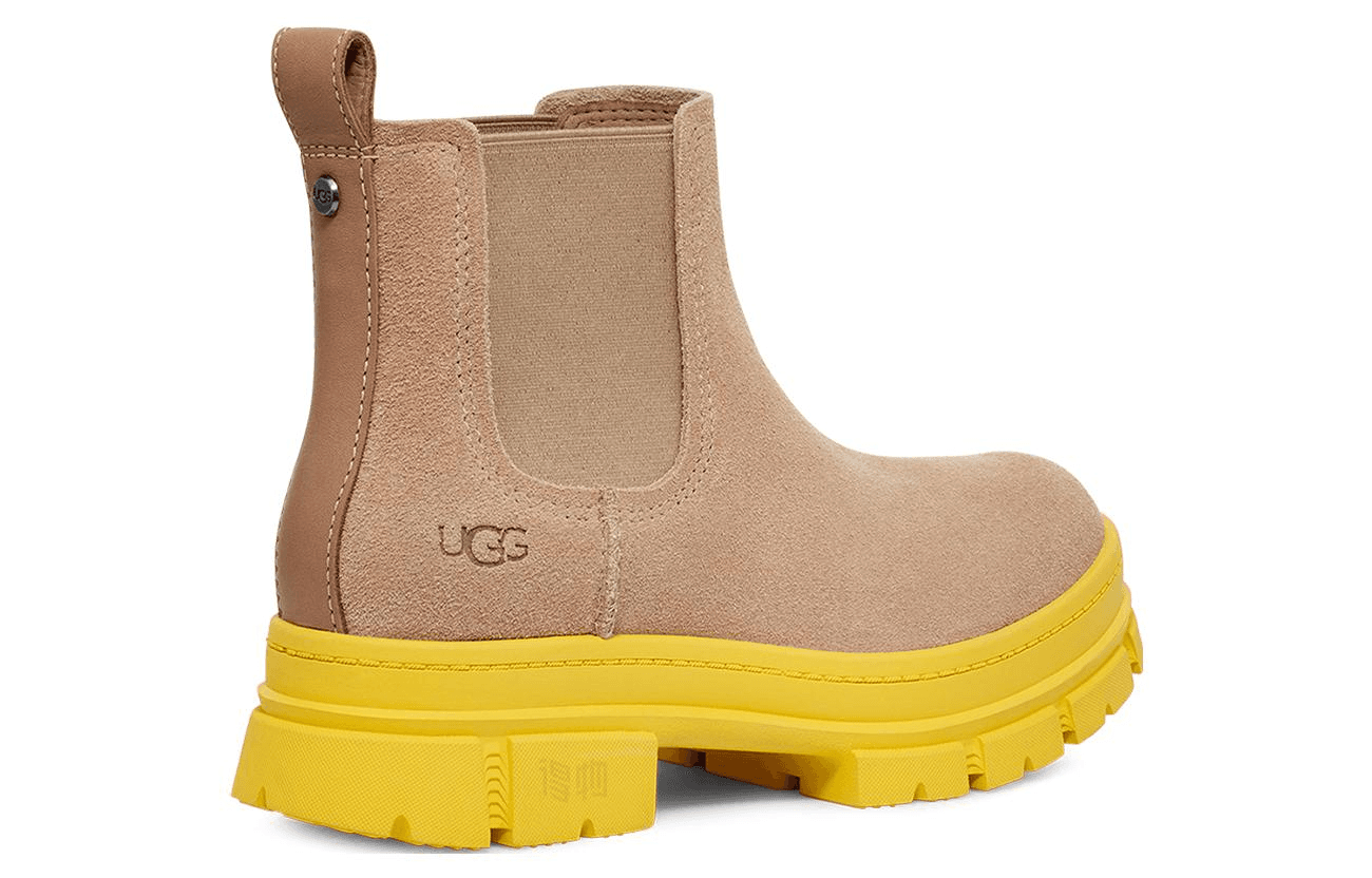 UGG Ashton Chelsea Boot Sand