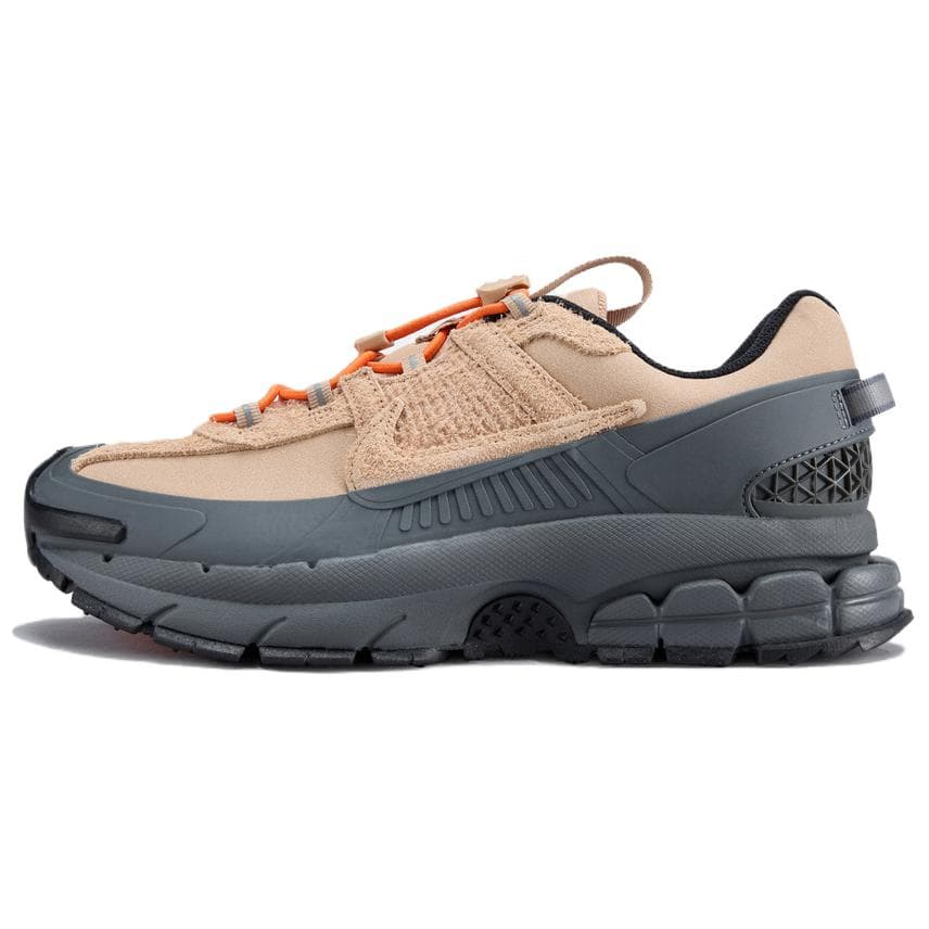 Nike ZOOM VOMERO ROAM CNY