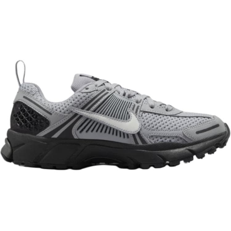 Nike VOMERO 5