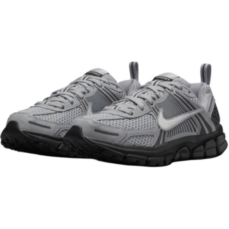 Nike VOMERO 5